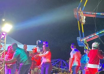 Alcaldesa Betty Gerónimo encabeza Show de Reyes en el Parque las Luces