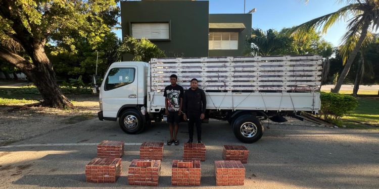 Ejército decomisa más de 60 mil cigarrillos de contrabando en operativos realizados en Barahona e Independencia