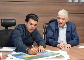 Obras Públicas e INAPA consolidan coordinación para optimizar  el asfaltado y saneamiento