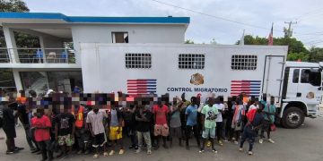 DGM deportó 379,553 extranjeros irregulares en 2025 y procesó 20.4 millones de documentos de viajeros