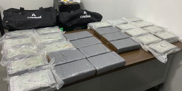 Policía Nacional apresa a tres personas y ocupa gran cantidad de sustancias controladas durante operativos preventivos en SPM