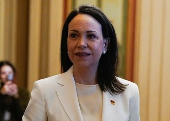 Corina Machado dice que le "presentó" a Trump la medalla del Nobel de la Paz