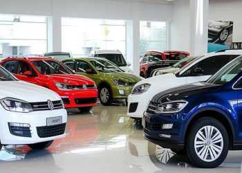 Retiran más de 80.000 vehículos eléctricos por una falla que afecta a peatones