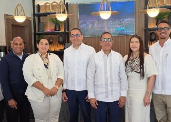 Infraestructura Escolar remozó 311 escuelas con “Navidad en las Aulas 24/7”; anuncia premio a planteles mejores cuidados