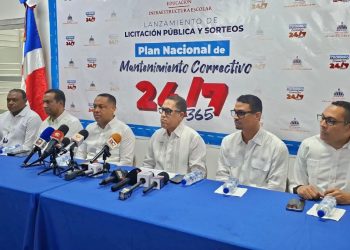 Anuncian proceso de licitación y sorteos para intervenir 496 escuelas con mantenimientos correctivos a través del Plan 24/7-365