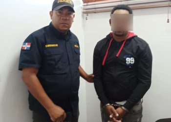 Policía Nacional apresa a hombre acusado de disparar y herir a su pareja en La Vega