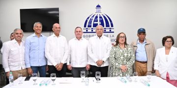 Ministro de Agricultura califica de vital para la producción buen manejo de cultivos
