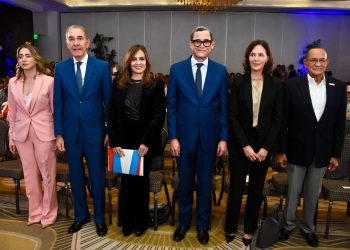 Ministerio de Trabajo presenta programa de tres meses pagados para entrenamiento  de buscadores de empleo en las empresas