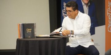 Dío Astacio lanza el sistema de gestión DeepTime enfocado en liderazgo y uso efectivo del tiempo