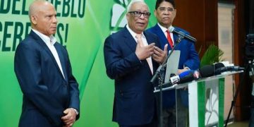 La deuda creció US$110 millones diarios en 2025 y el endeudamiento volvió a superar el crecimiento económico, señala la FP