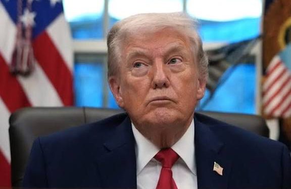 Trump dice que "Cuba no podrá sobrevivir" tras ordenar nuevas sanciones