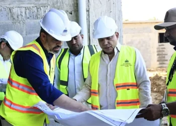 Landrón supervisa construcción de hospitales en Azua y San Cristóbal