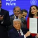 Trump firma acta de constitución de la Junta de Paz en Davos