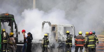 La violencia recorre México tras la muerte de El Mencho en operativo con ayuda de EE.UU