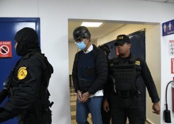 Ratifican prisión preventiva a Santiago Hazim y a otros seis acusados en el caso Senasa