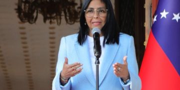 Delcy Rodríguez dice que «en algún momento» viajará a Estados Unidos