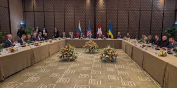 Comenzó en Ginebra un nuevo encuentro entre Ucrania, Estados Unidos y Rusia para negociar un acuerdo de paz