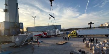 México envía "ayuda humanitaria" a Cuba con más de 814 toneladas de víveres