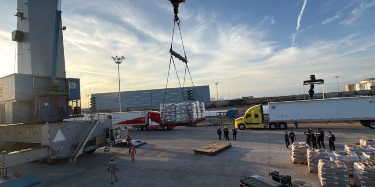 México envía "ayuda humanitaria" a Cuba con más de 814 toneladas de víveres