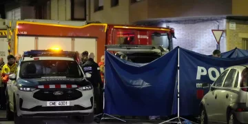 Mueren cinco jóvenes en el incendio de un trastero en Manlleu, Barcelona