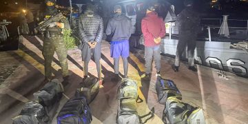 Apresan a tres hombres y ocupan 136 paquetes de presunta cocaína en operativo en La Altagracia