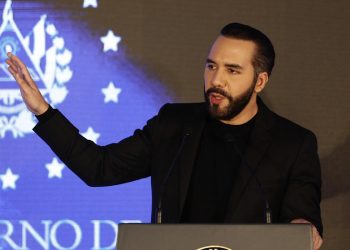 Bukele critica a ministro hondureño que cuestionó su modelo de seguridad