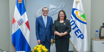 Maira Morla Pineda toma posesión como directora general del INFOTEP