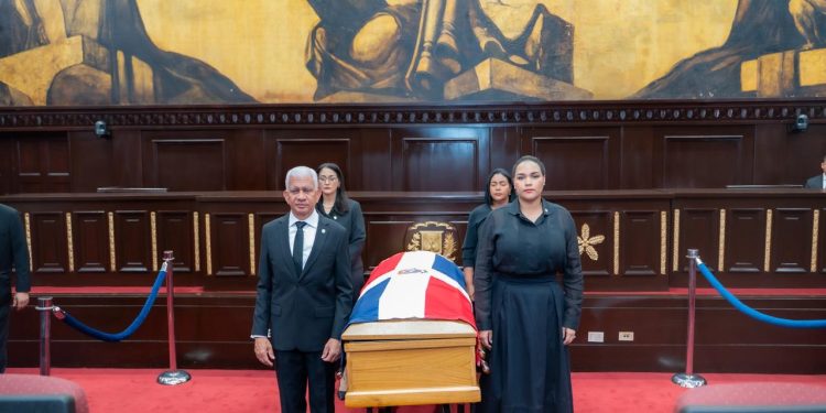 Congreso Nacional rinde tributo y da último adiós al Ingeniero Ramón Alburquerque, expresidente de la Cámara Alta