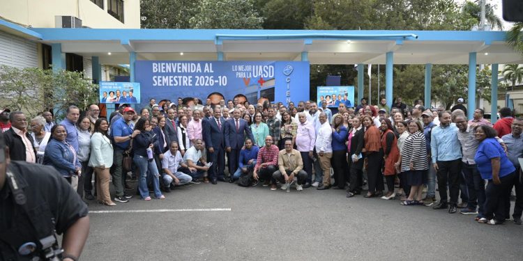 Radhamés Silverio da la bienvenida al semestre 2026-10 con una visión renovada de excelencia e innovación para la UASD