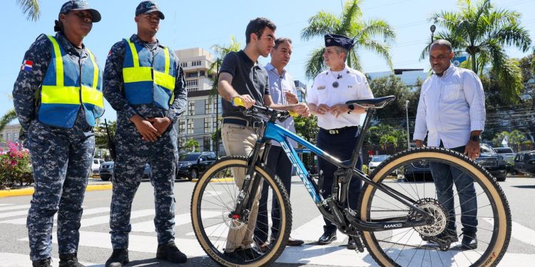 Policía recupera bicicleta robada en Bella Vista y apresa a presunto implicado