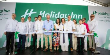 Presidente Abinader deja inaugurado el Hotel Holiday Inn en  Puerto Plata