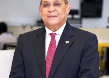 Abinader designa nuevos titulares en la Contraloría General y el Ministerio de Educación Superior