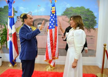 Emotiva ceremonia traspaso Consular RD en Miami deja claro continuidad trabajo en favor diáspora
