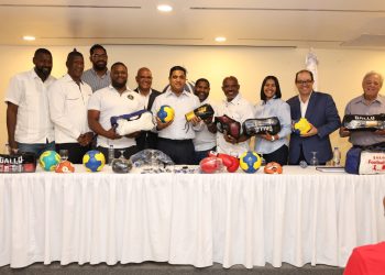 Presidente Abinader y ministro Cruz aseguran que coliseo de boxeo “es intocable”