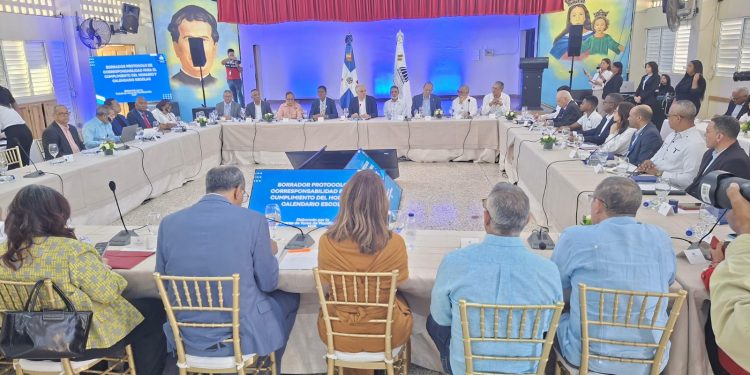 Infraestructura Escolar ejecuta plan de remozamiento de 30 centros educativos en condiciones críticas en Santiago antes del próximo año escolar