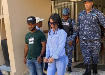 Condenan a dos años de cárcel venezolana por agredir una compratiota 