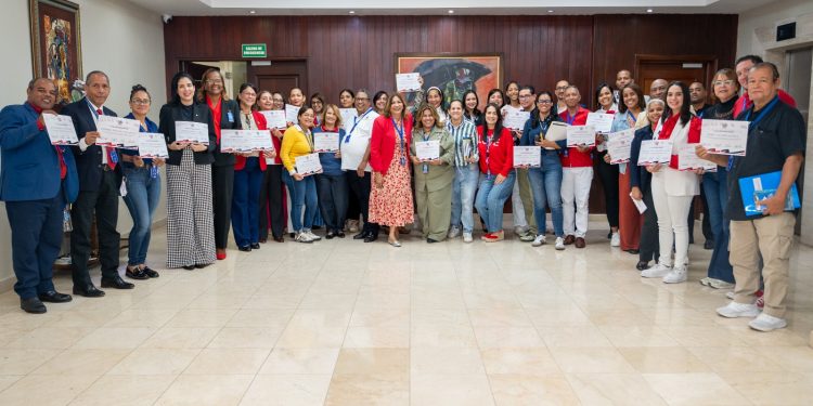 Senado imparte taller sobre la Ley Orgánica de Fiscalización y Control del Congreso Nacional Núm. 84-25