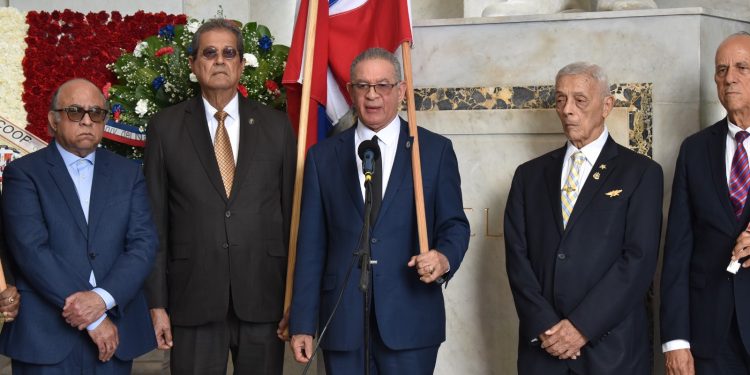 Instituto Duartiano conmemora natalicio de Mella con mensaje a la juventud