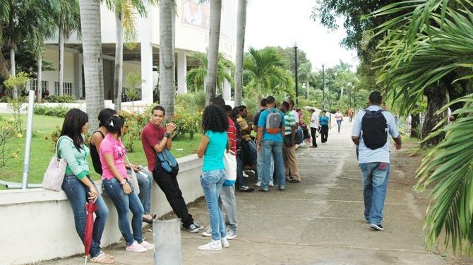 Gobierno financiará US$38 millones para el pago de empleados en formación