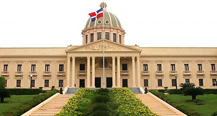 Poder Ejecutivo dispone extradición de dos dominicanos y un polaco hacia los Estados Unidos y Polonia