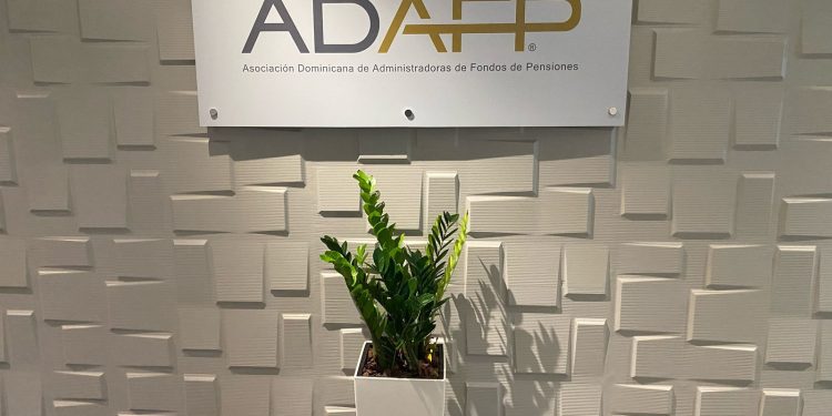 Afiliados ganan más de RD$112,849.9 millones por rentabilidad de sus fondos de pensiones en 2025