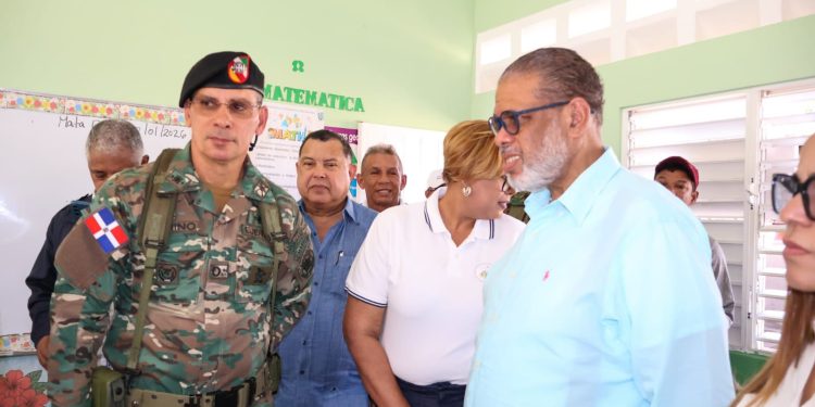 Desarrollo de la Comunidad y Ejército RD fortalecen el Estado llevando jornada asistencial a Nagua