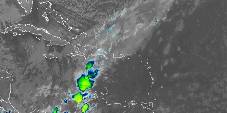 Indomet prevé lluvias, temperaturas frescas y ráfagas de viento por efectos de sistema frontal