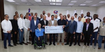 Ministro Kelvin Cruz entrega 250 millones más para preparar atletas de Juegos Centroamericanos y del Caribe