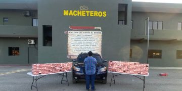 Ejército ocupa 60 mil cigarrillos ocultos en una jeepeta en Montecristi