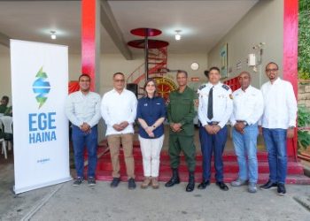 EGE Haina entrega remozamiento de las instalaciones del Cuerpo de Bomberos de Esperanza