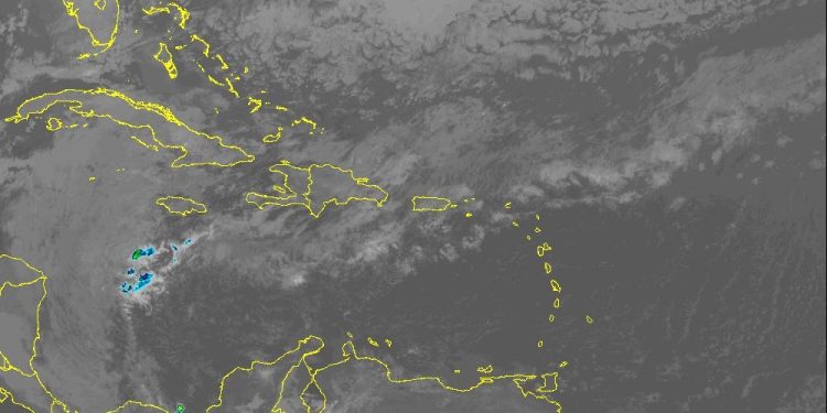 Indomet prevé cielo medio nublado, lluvias pasajeras y temperaturas frescas para este miércoles