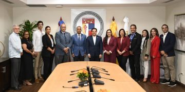 Energía y Minas y la Pucmm impulsan formación especializada para fortalecer el conocimiento periodístico del sector minero