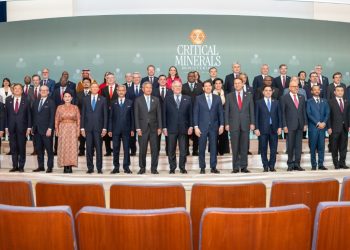 Canciller Roberto Álvarez y ministro Joel Santos participan en reunión sobre minerales críticos convocada por Estados Unidos