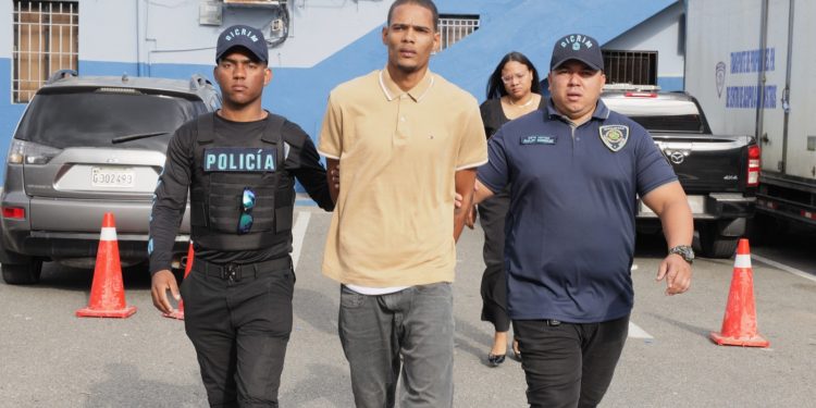 Se entrega un cuarto implicado en muerte a machetazos en El Almirante Caña; lo hizo 24 horas después de los demás participantes